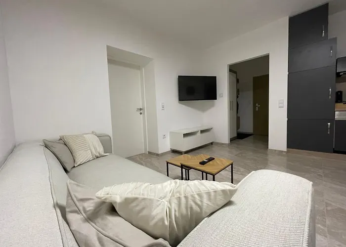 Kleine Moderne 3-bett Wohnung/apartment Appartement