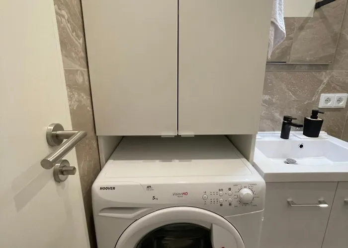 Kleine Moderne 3-bett Wohnung/apartment