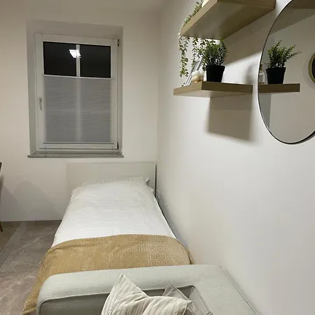 Kleine Moderne 3-bett Wohnung/apartment Appartement